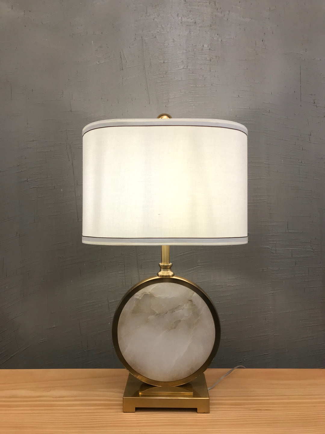 Lustra Glow Lamp