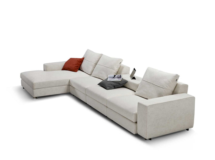 Moda Essence Loveseat